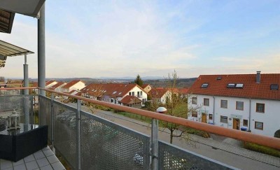 Geschmackvolle 1,5-Zimmer-Wohnung mit gehobener Innenausstattung mit Balkon und EBK in Plochingen