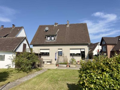 Familienhaus, oder 2 Wohnungen mit großem Grundstück in Hörste