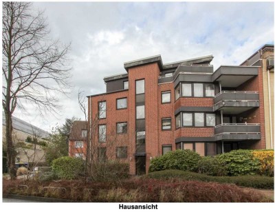 Schöne Hochparterre-Wohnung mit Balkon