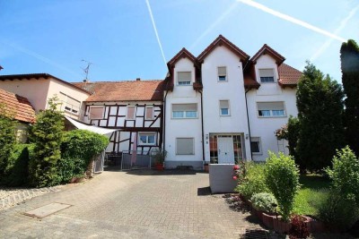 2 Häuser auf  2725 qm Grundstück +Scheune+Halle in Neuberg-Ravolzhausen