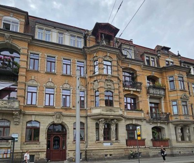3,5 Zi, Balkon, Nähe Wasaplatz in historischen Gebäude, provisionsfrei