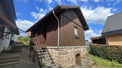 Klein, aber oho! Deine persönliche Hütte im Schwarzwald wartet auf dich!