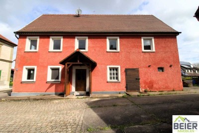 Ehemaliges landwirtschaftliches Anwesen mit Entfaltungsmöglichkeiten für Handwerker