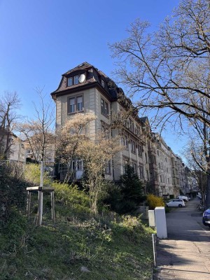 Stilvolle Maisonette Wohnung im denkmalgeschützten Altbau