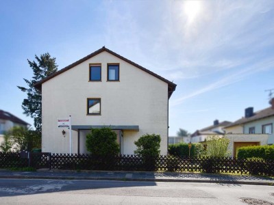 Reihenendhaus mit Mainblick im Dornröschenschlaf