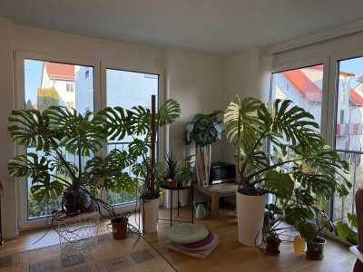 Neuwertige 2-Zimmer-Wohnung mit Balkon und Einbauküche in Friedrichshafen