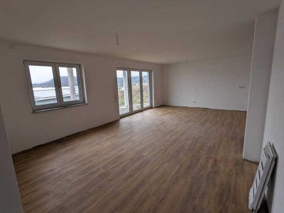 Zentrale 4-Zimmer-Wohnung mit Terrasse und Einbauküche in Stockach