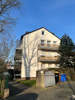 Geschmackvolle, gepflegte 2-Zimmer-Dachgeschosswohnung mit schöner Innenausstattung in Ratingen