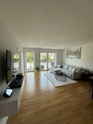 Lichtdurchflutete 2-Zimmer-Wohnung mit Balkon