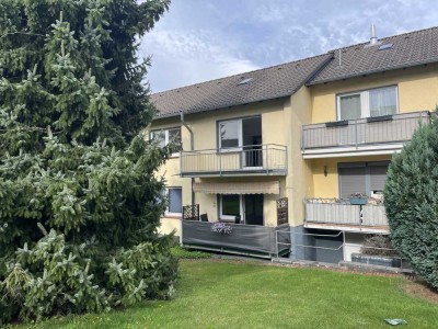 **Renovierte, helle 3 Zi-Wohnung zentral in Burscheid Hilgen**