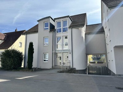 Attraktive 4 ½-Zimmer-Wohnung mit drei Balkone und TG-Platz in zentrumsnaher Lage
