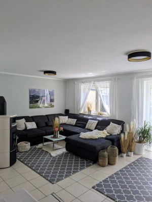 Gepflegte 5-Zimmer-Doppelhaushälfte mit geh. Innenausstattung und EBK in Reichertshofen