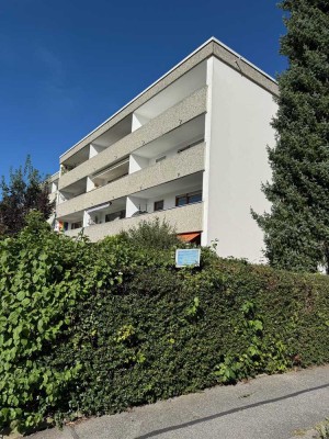 Neu renovierte 3-Zimmer Wohnung mit Balkon im 3. OG in Raubling