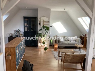 Tauschwohnung: Dachgeschosswohnung mit Blick auf die Stadt