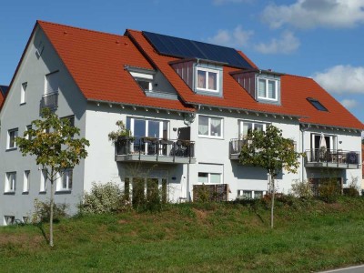 Traumhafte 3 Zimmer DG-Whg. mit Dachterrasse in Sommerhausen