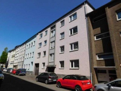 Tolle 1-Raumwohnung mit Dusche und Vinylboden renoviert und zentral gelegen...