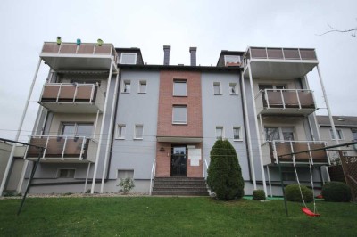 Modernisiert, 2,5 Raum, Harpen, ruhig, grün, Balkon, Parkett, Wannenbad mit Fenster