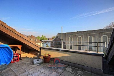 SCHÖNE MAISONETTEWOHNUNG IM HERZEN VON UERDINGEN IN RHEINNÄHE +MIT SÜD-TERRASSE +KÜCHE +KLIMAANLAGE