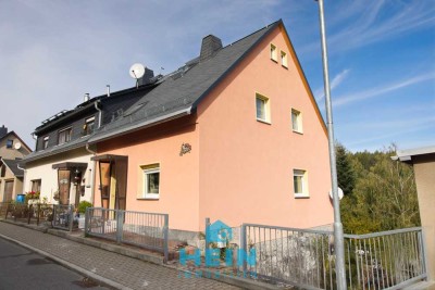 Gemütliches und neu saniertes Wohnhaus mit toller Aussicht und Ausbaupotenzial!