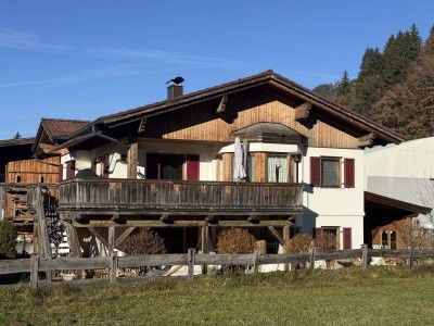 Einfamilienhaus in sonniger Lage mit Garten