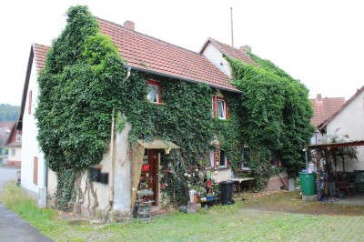 Charmantes Fachwerkhaus mit großzügiger Scheune in Laubach-Lauter