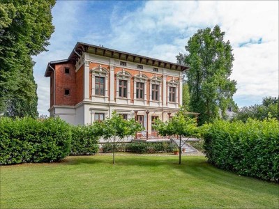 Exklusives Anwesen historisch restauriert