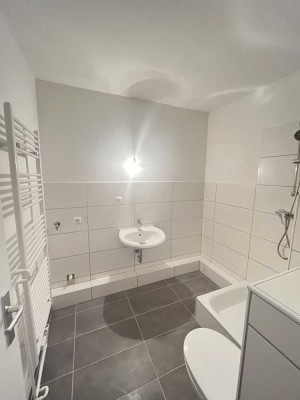 Renovierte 3,5-Zimmer-Wohnung mit neuem Badezimmer