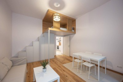 ++NEU++ Einzigartige 1-Zimmer Hofwohnung mit Tischlermöblierung in Bestlage NÄHE AUGARTEN
