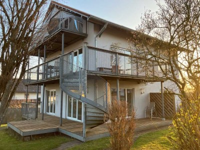 Stilvolles Zweifamilienhaus für Eigennutzer und Kapitalanleger