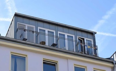 22-fach. Terrassenhaus . Neubaucharakter . 10 Wohn.  Sonnenbalkone. Einbauküchen