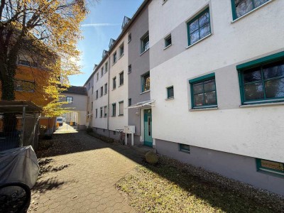 Provisionsfrei – 2 Zimmer Wohnung mit geräumiger Wohnküche