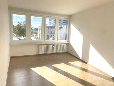 Citylage, 1 Zi.-Whg mit abgeteilter Küchennische u. modernem Duschbad,  Nähe Kalenwall