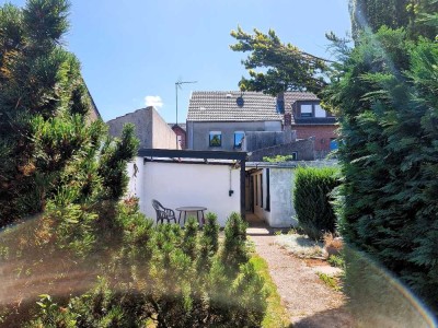 **Charmantes Handwerkerhaus mit großem Garten und zusätzlichem Baugrundstück in ruh
