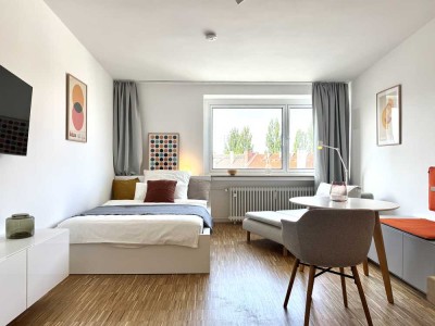 Einziehen & wohlfühlen: hochwertig sanierte 1 Zimmer Wohnung mit Blick über die Dächer Neuhausens