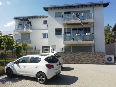 Stielvolle Maisonette-Wohnung mit Balkon und Terasse