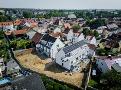 Diese Jahr einziehen! 4 Zi. Penthouse in absoluter, ruhiger grüner Lage in U-Bahn Nähe!