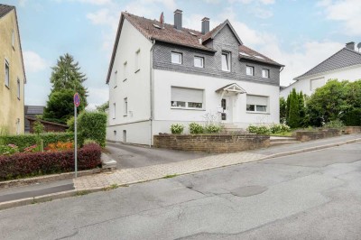 Gepflegtes Dreifamilienhaus mit zusätzlichem Bungalow in Sprockhövel-Haßlinghausen