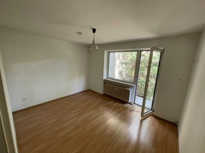 2-Zimmer-Wohnung mit Balkon & Einbauküche in zentraler Lage