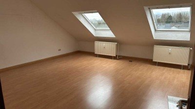 Attraktive 3,5-Zimmer-DG-Wohnung in Do.-Rahm