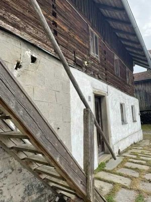 HISTORISCHES BAUERNHAUS - DEIN PROJEKT