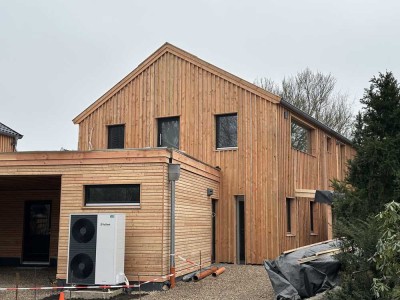 Moderne Neubauwohnung mit Erstbezug - nachhaltig, stilvoll und lichtdurchflutet