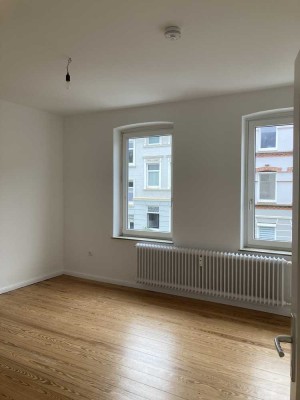 Frisch renovierte 1-Zimmerwohnung mit Blick ins Grüne