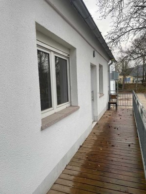 Exklusive 2-Zimmer-Wohnung modern saniert inkl. Terrasse/Balkon