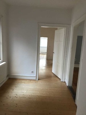 Attraktive Stadtwohnung mit drei Zimmern zentraler Lage in Limburg