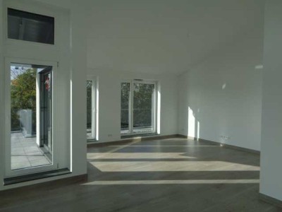 4-Raum Penthouse-Wohnung mit umlaufender Dachterrasse