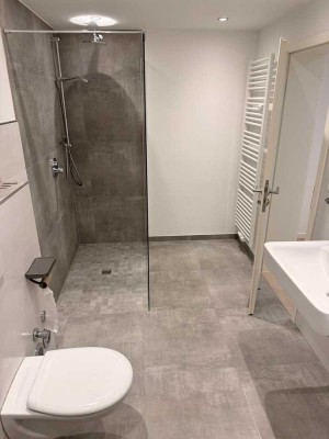 Schicke 1-Zimmer Wohnung in Bad, Erstbezug nach Sanierung