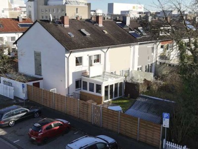 Reihenendhaus in ruhiger Lage mit gepflegtem Garten, Garage und zusätzlichem Stellplatz!