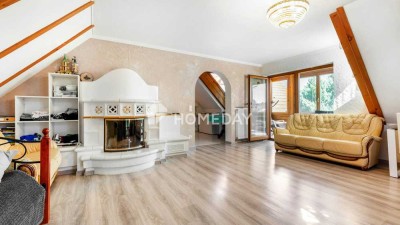 Stilvolle Wohnung mit Kachelofen, Loggia, Wintergarten und Stellplatz