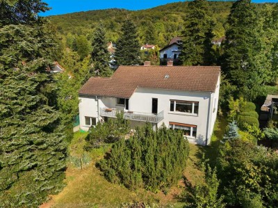 Charmantes Haus mit Potenzial zur Aufstockung auf 921 m² Grundstück