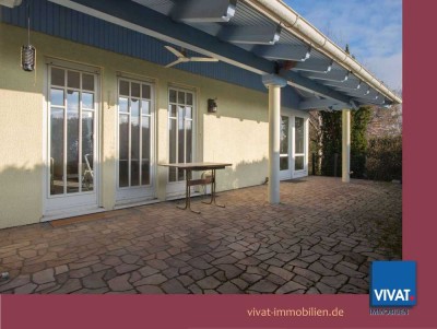 Typvolles EFH mit ELW in wunderschöner Feldrandlage - ideal für Ruhesuchende ! Käuferprovisionsfrei!